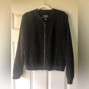 Hot Topic black zip skeleton jacket size L